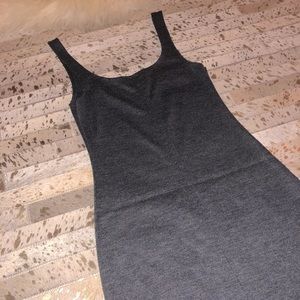 Grey Midi Dress. Nice Feminine Silhouette